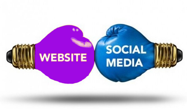 وب‌سایت در مقابل رسانه‌های اجتماعی - یک انتخاب اشتباه؟