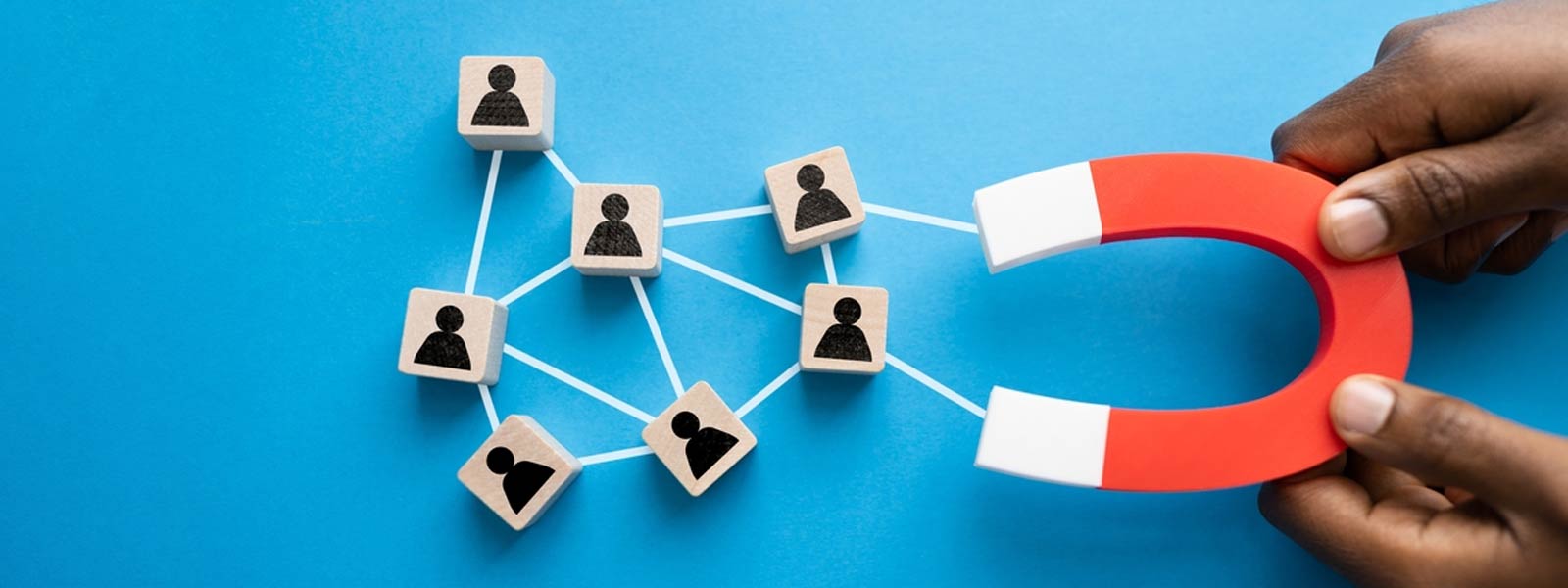 چرا استراتژی جذب مشتری شما باید محتوا محور باشد؟